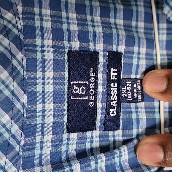 2 for $18!!! 2XL "George" Blue button up shirt & Dark blue "George" button up. - Picture 2 of 6